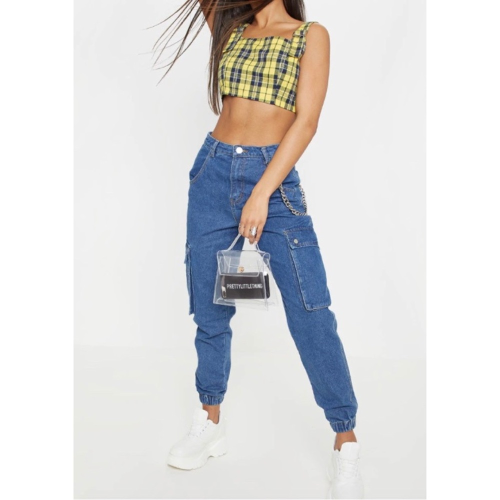 PrettyLittleThing Mid Wash Cargo Pocket Jeans